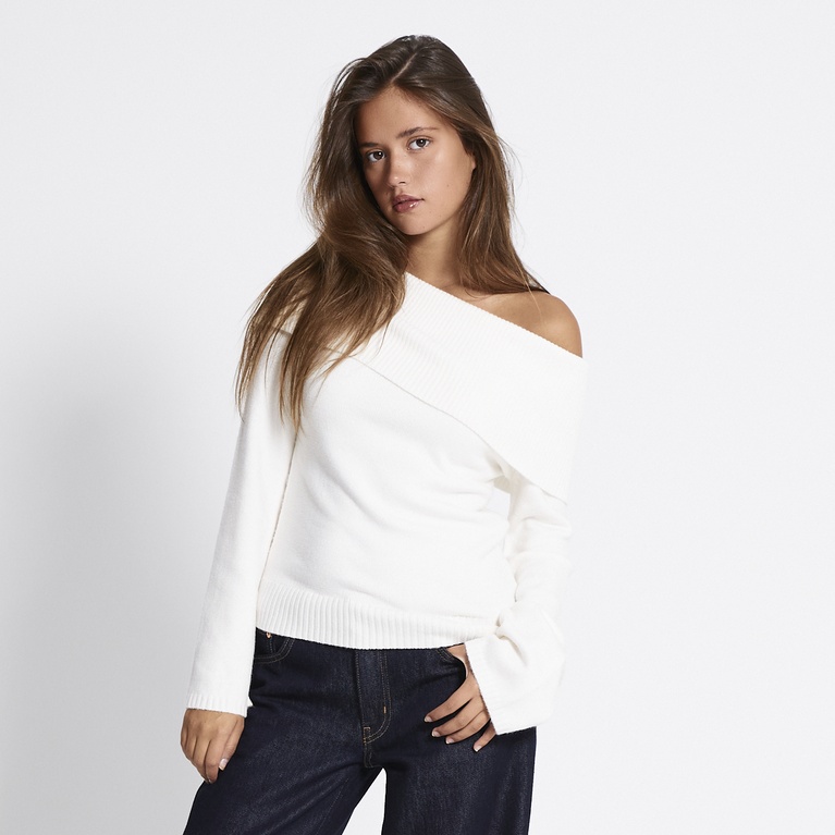 Off-shoulder knit sweater "Felicia"